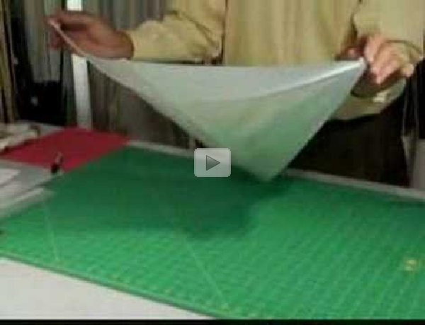 How to Make a Diamond Kite